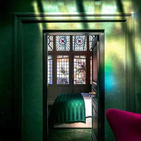 Boutique N10 فندق