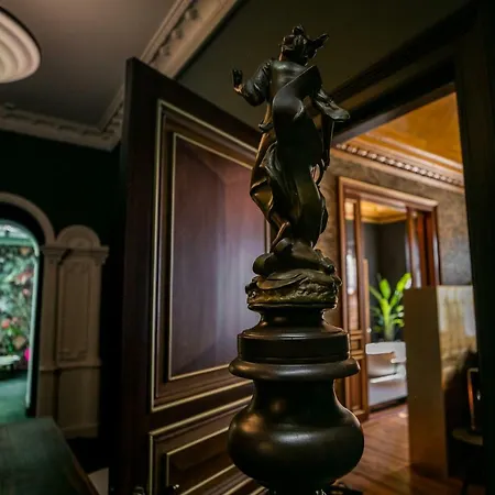 Boutique N10 Nocleg ze śniadaniem 5*